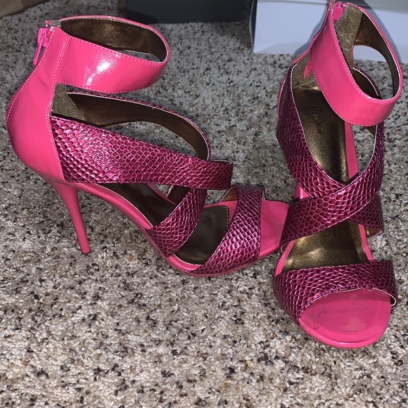 Gently worn cris cross pink heel 8.5 - Picture 5 of 5